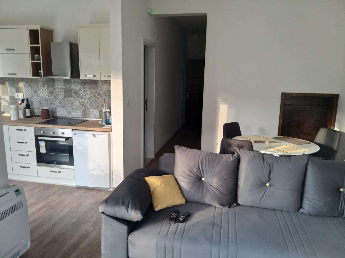 Petivat Gardens Apartman Kültér fotó