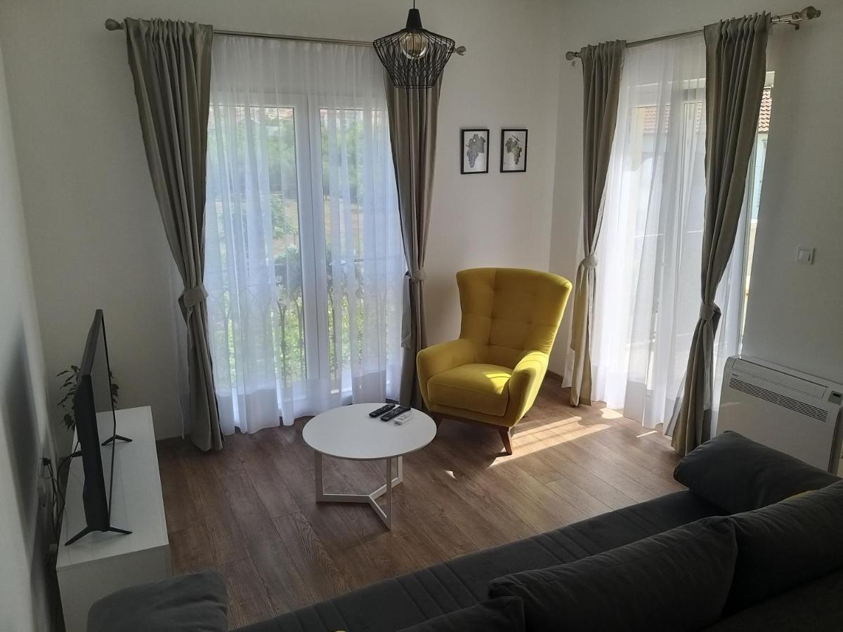 Petivat Gardens Apartman Kültér fotó