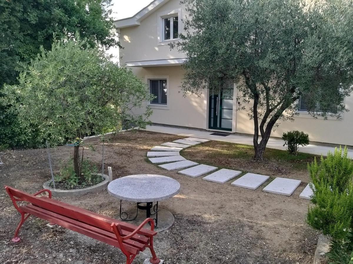 Petivat Gardens Apartman Kültér fotó