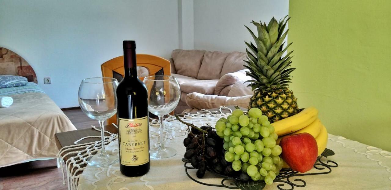 Petivat Gardens Apartman Kültér fotó